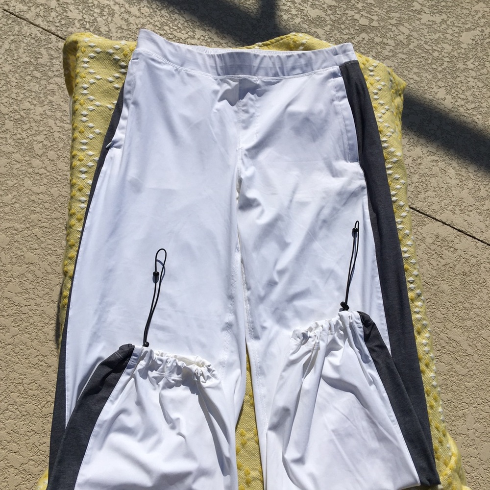 Lululemon White Athletic Track Pants Charcoal Side Panel Athleisure SZ 10